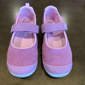 Stride Rite 2 pairs of shoes size 2W